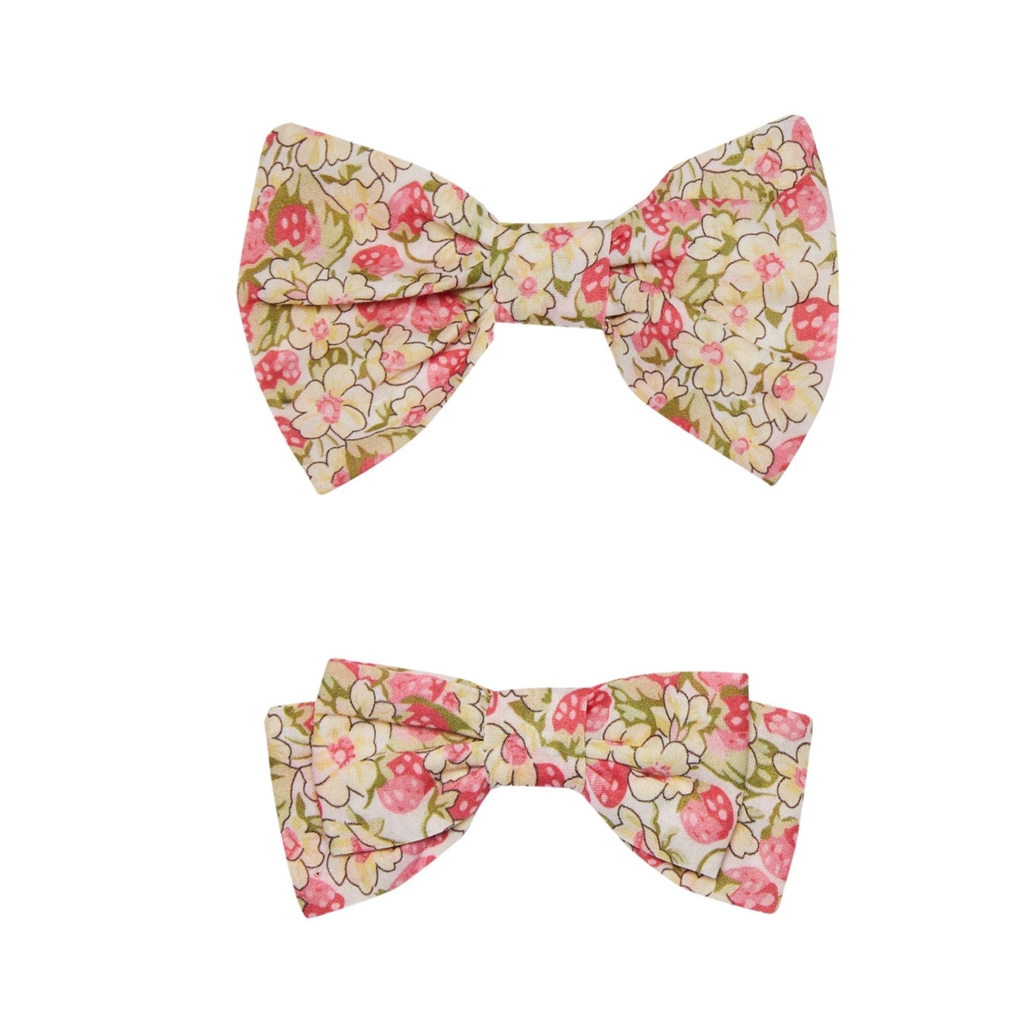 hairclip, fabric bow, strawberry print